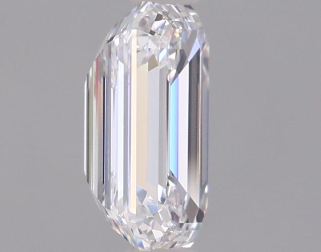 0.95 Carat Emerald Lab Diamond :: 360 spin frame 06