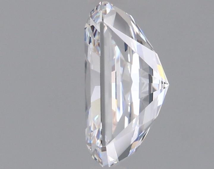 1.03 Carat Radiant Lab Diamond :: 360 spin frame 02
