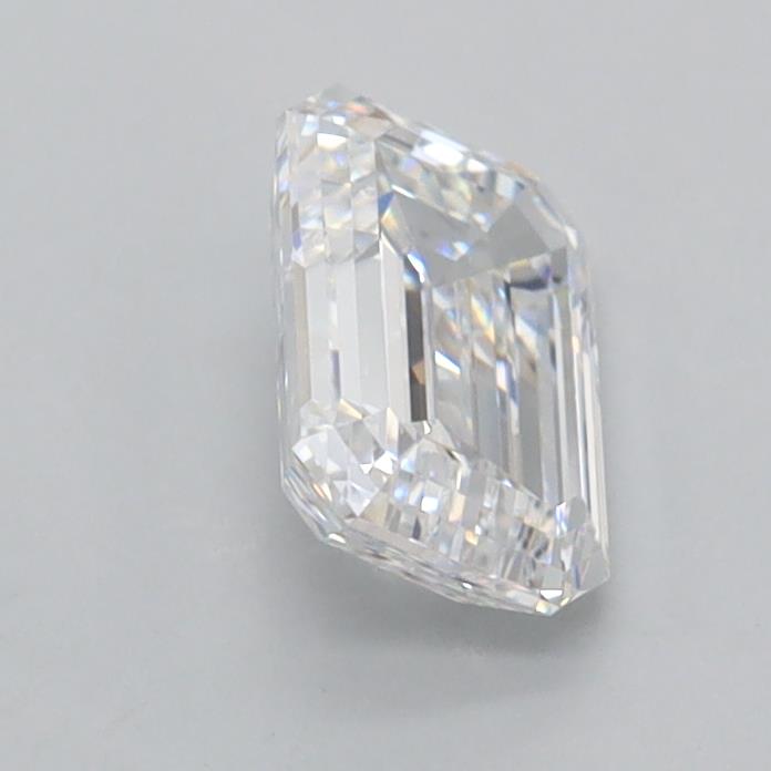 1.12 Carat Emerald Lab Diamond :: 360 spin frame 02