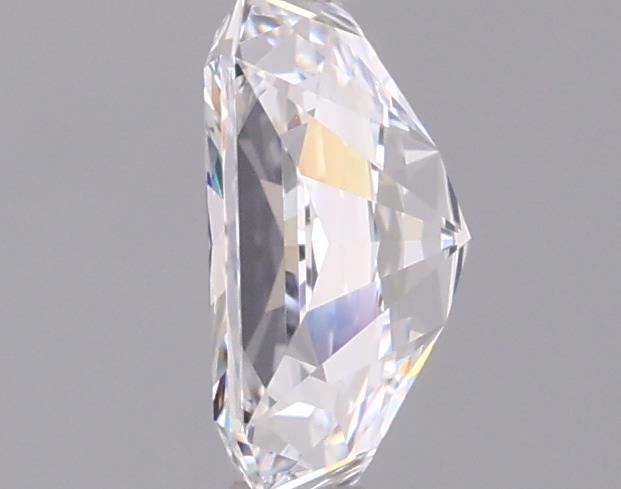 1.05 Carat Radiant Lab Diamond :: 360 spin frame 06