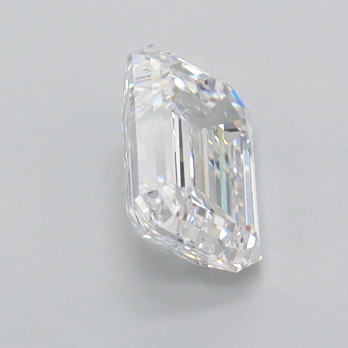 0.95 Carat Emerald Lab Diamond :: 360 spin frame 01