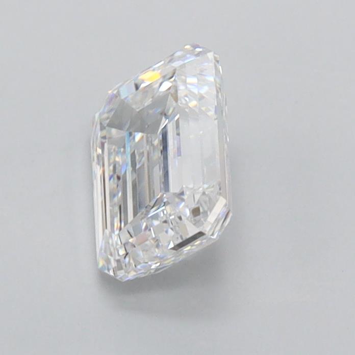 0.95 Carat Emerald Lab Diamond :: 360 spin frame 02