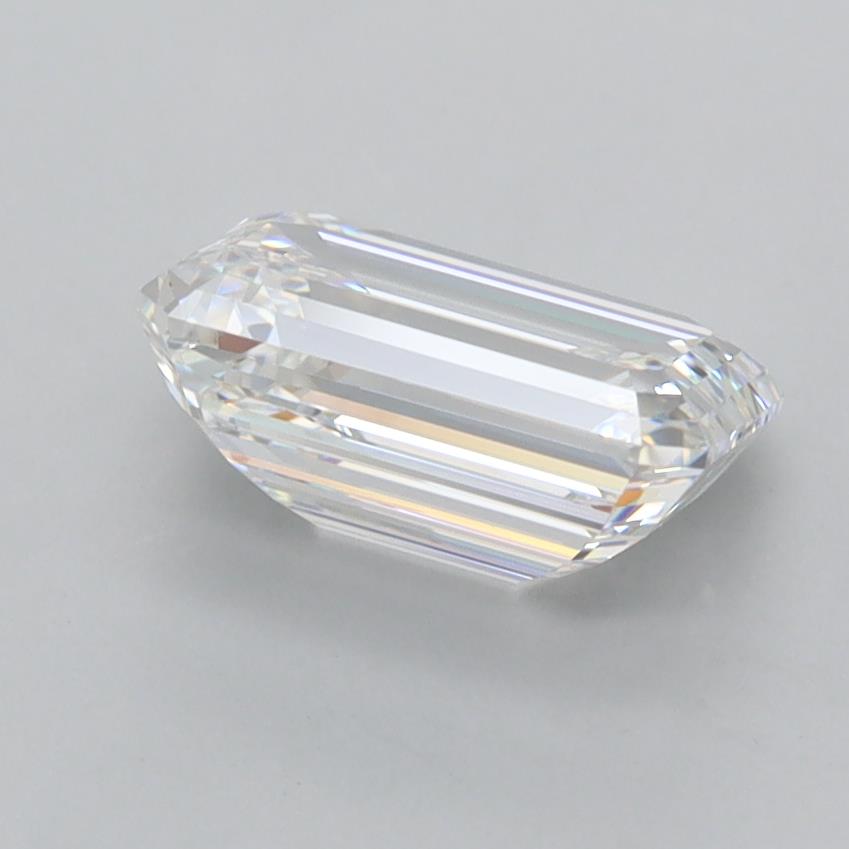 1.95 Carat Emerald Lab Diamond :: 360 spin frame 05