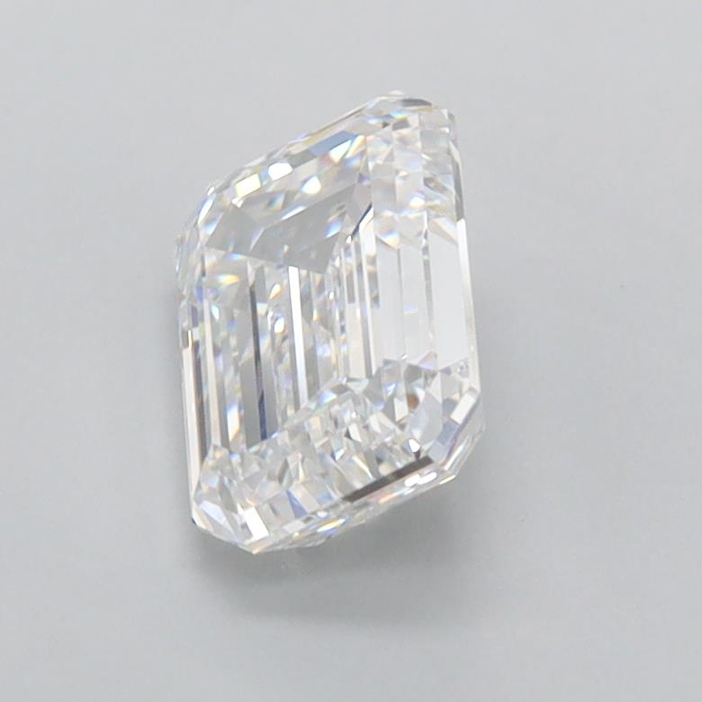 1.46 Carat Emerald Lab Diamond :: 360 spin frame 02