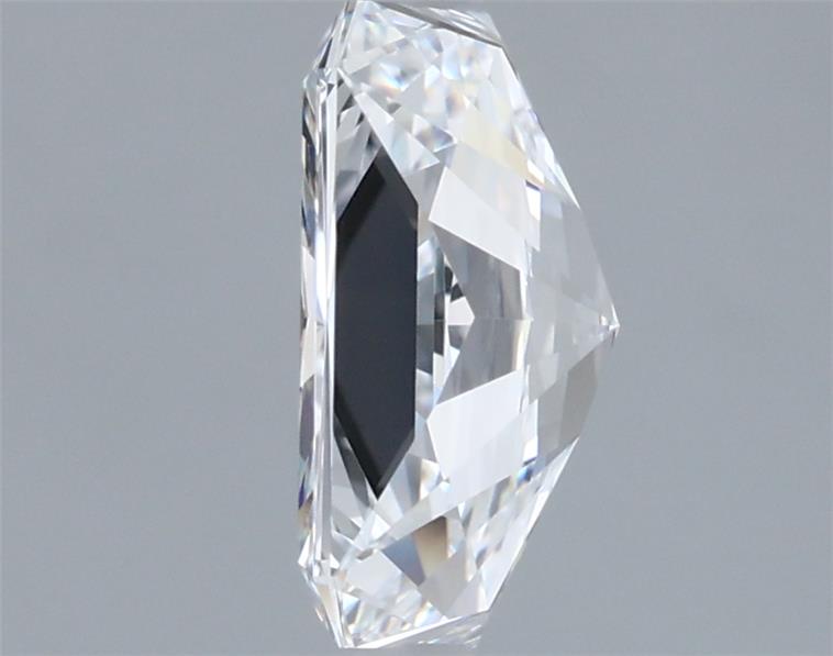 1.69 Carat Radiant Lab Diamond :: 360 spin frame 06