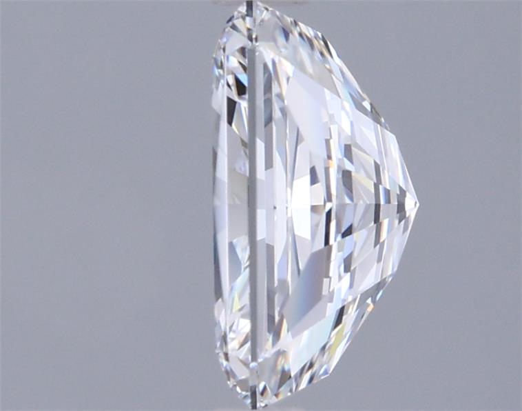 1.96 Carat Radiant Lab Diamond :: 360 spin frame 02