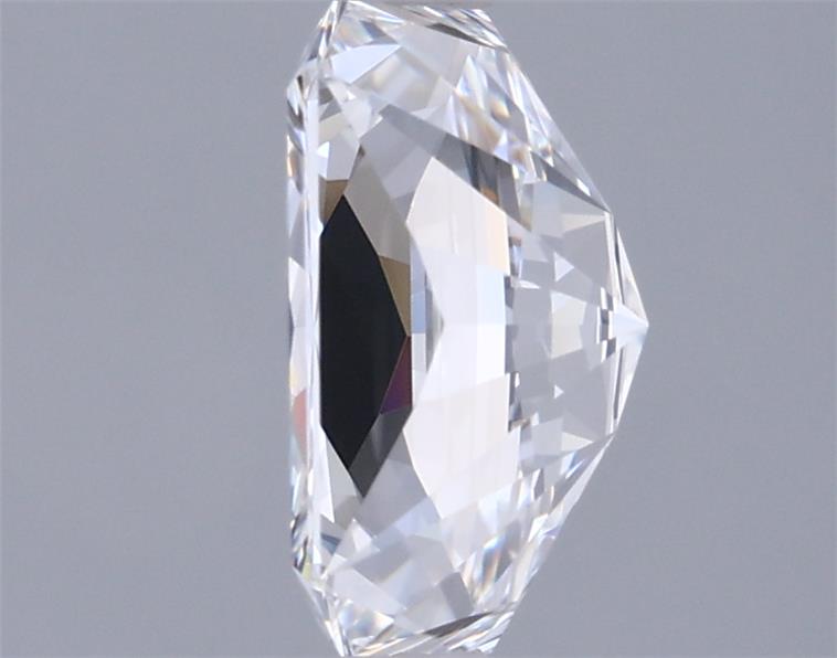1.96 Carat Radiant Lab Diamond :: 360 spin frame 06