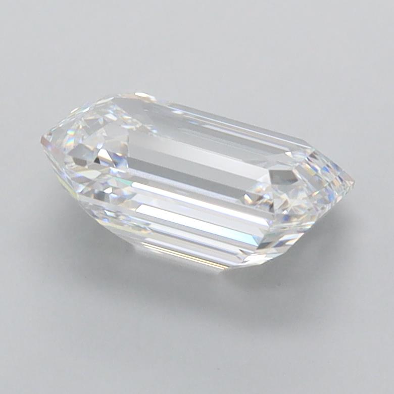 1.75 Carat Emerald Lab Diamond :: 360 spin frame 06