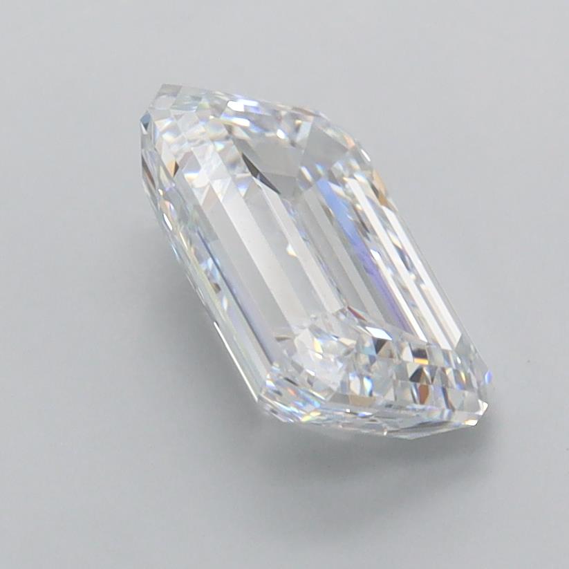 2.02 Carat Emerald Lab Diamond :: 360 spin frame 06