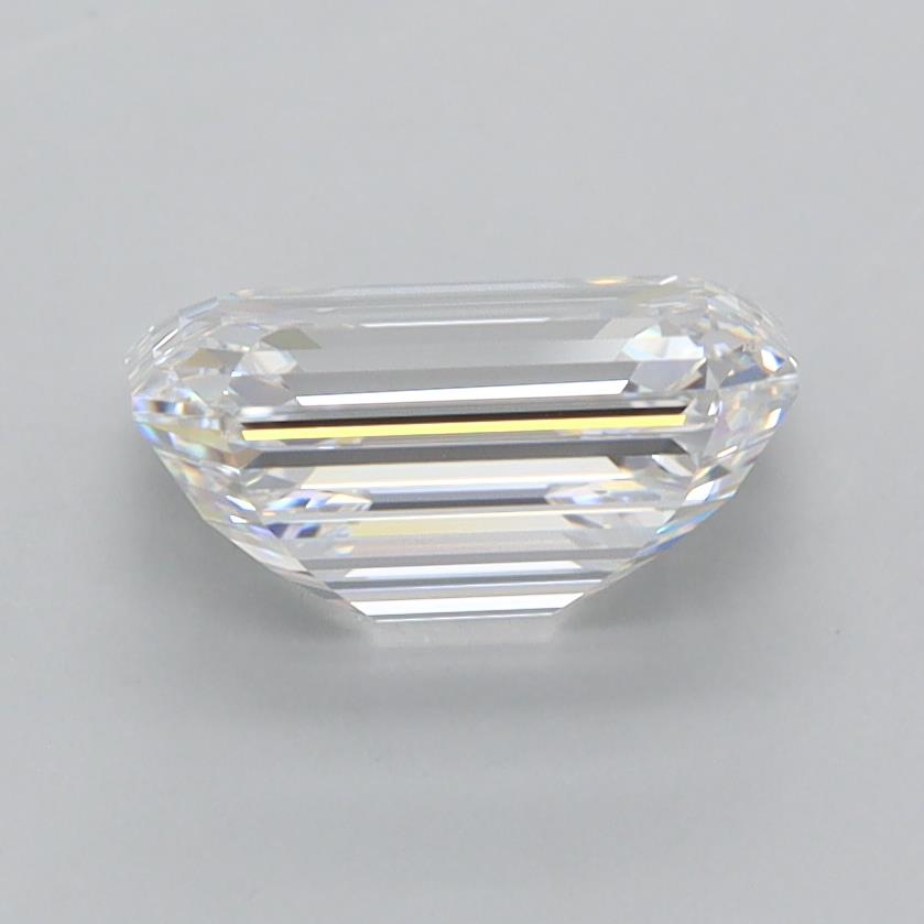 2.02 Carat Emerald Lab Diamond :: 360 spin frame 02