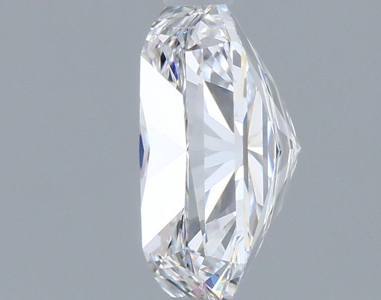 1.54 Carat Radiant Lab Diamond :: 360 spin frame 04