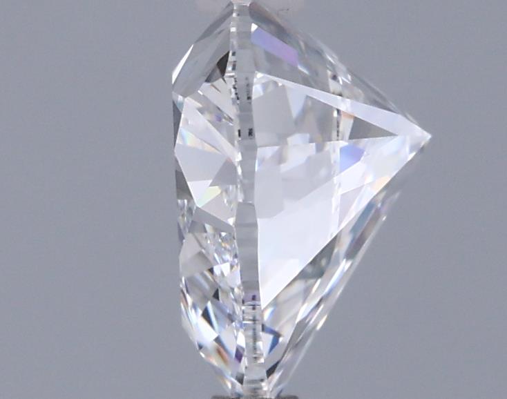 2.07 Carat Heart Lab Diamond :: 360 spin frame 01