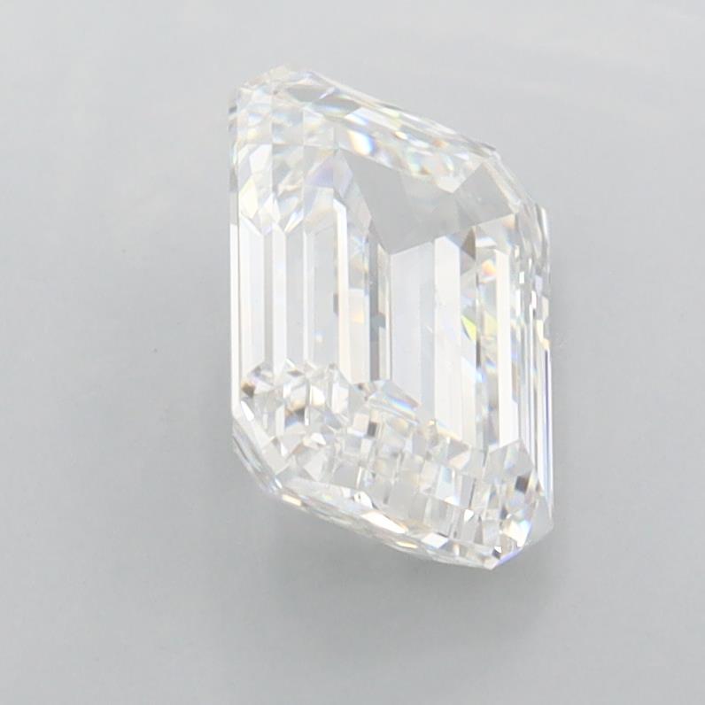 1.81 Carat Emerald Lab Diamond :: 360 spin frame 01