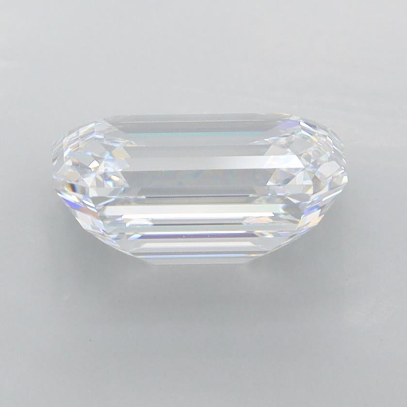 1.92 Carat Emerald Lab Diamond :: 360 spin frame 02