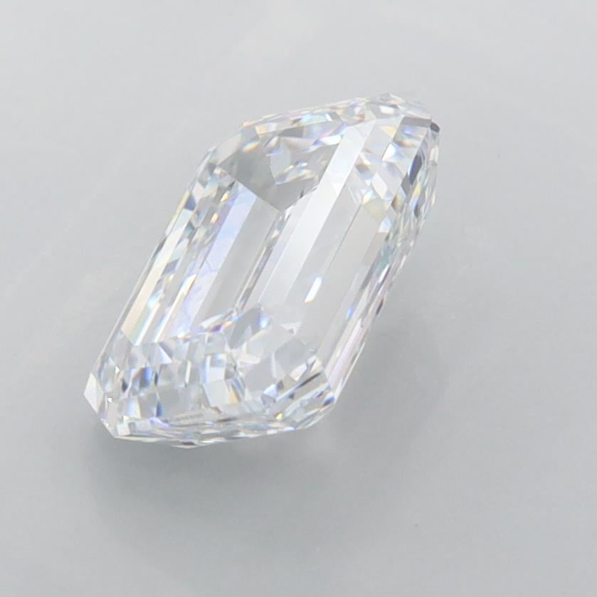 1.92 Carat Emerald Lab Diamond :: 360 spin frame 07