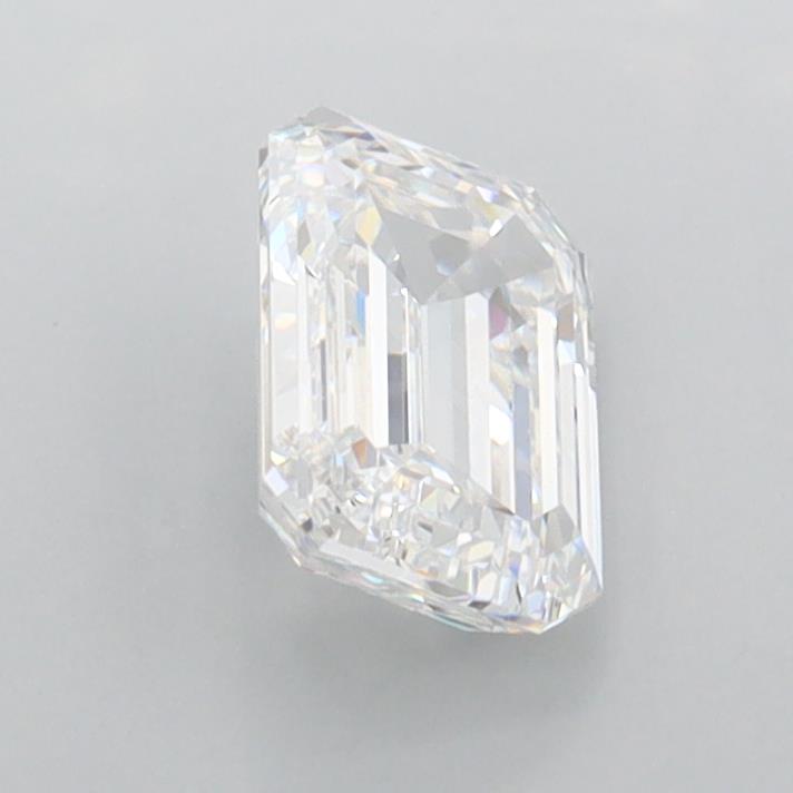 1.06 Carat Emerald Lab Diamond :: 360 spin frame 02
