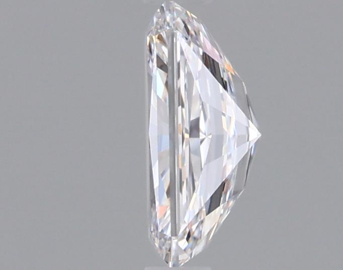 0.96 Carat Radiant Lab Diamond :: 360 spin frame 02
