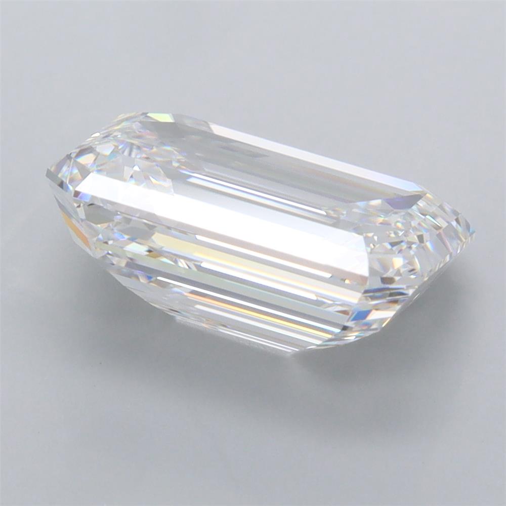 4.62 Carat Emerald Lab Diamond :: 360 spin frame 05
