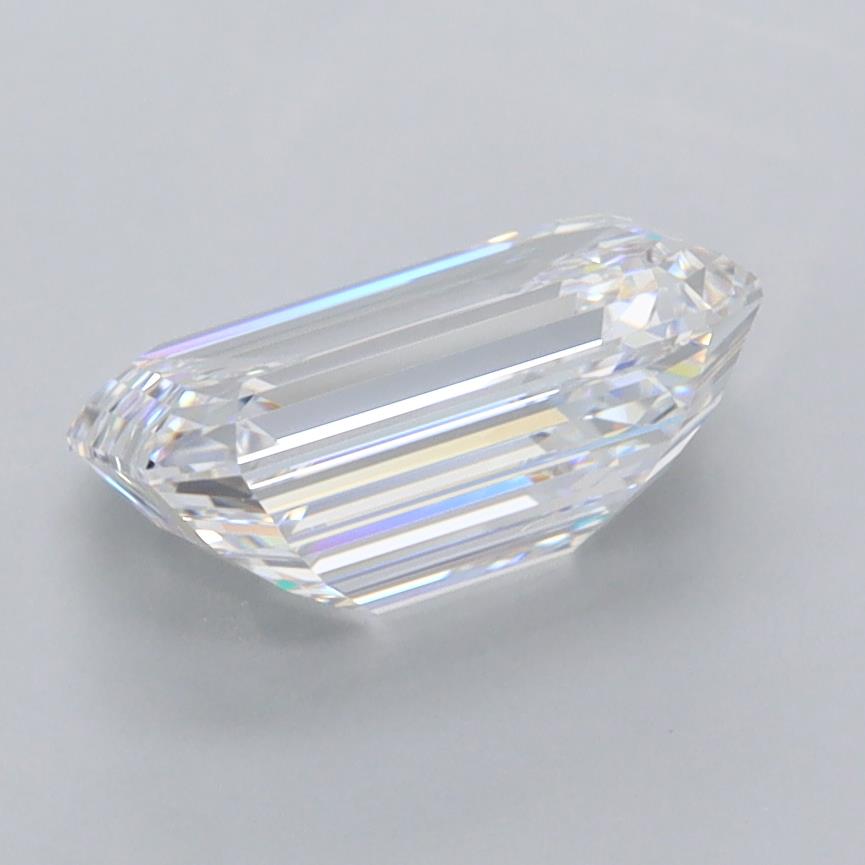 2.15 Carat Emerald Lab Diamond :: 360 spin frame 05