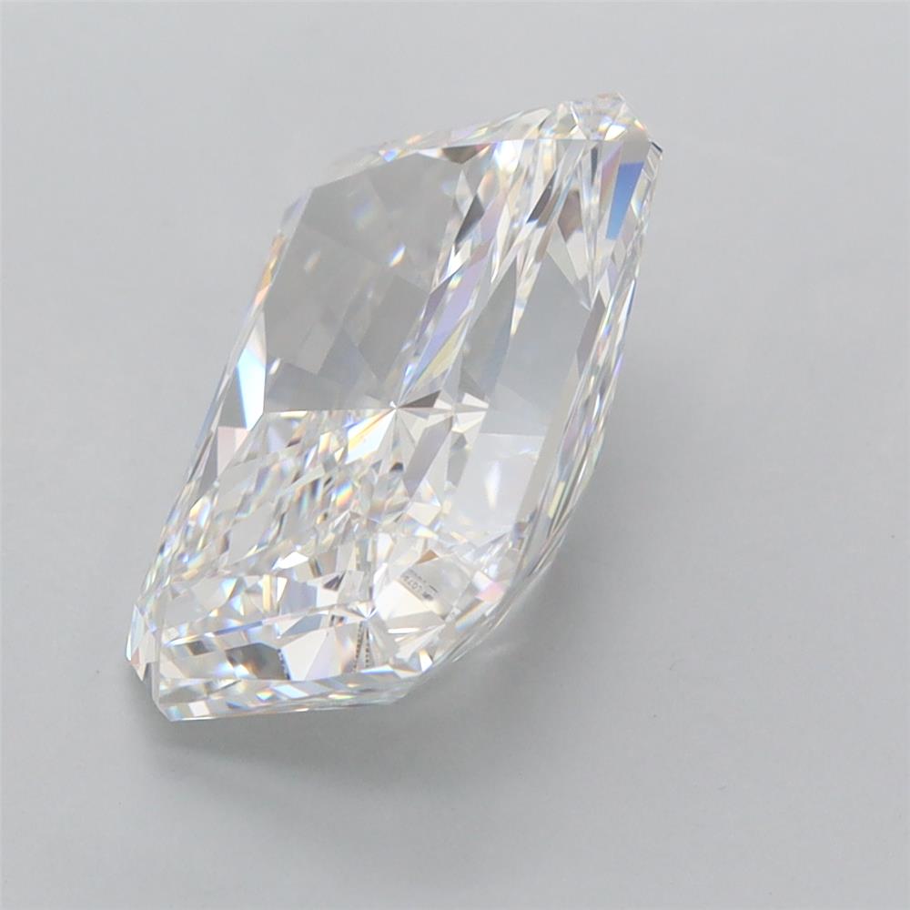 4.74 Carat Radiant Lab Diamond :: 360 spin frame 06