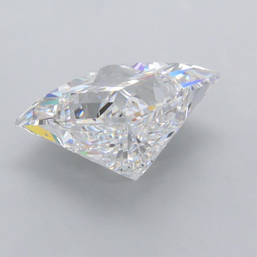 2.15 Carat Princess Lab Diamond :: 360 spin frame 02