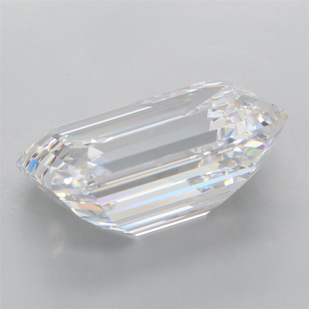 6.46 Carat Emerald Lab Diamond :: 360 spin frame 05