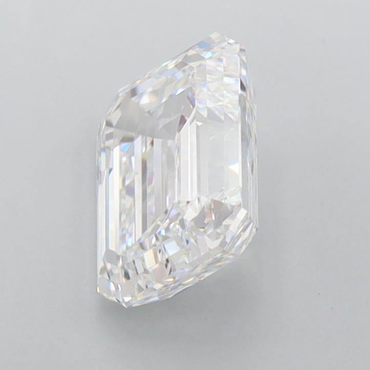 1.35 Carat Emerald Lab Diamond :: 360 spin frame 02