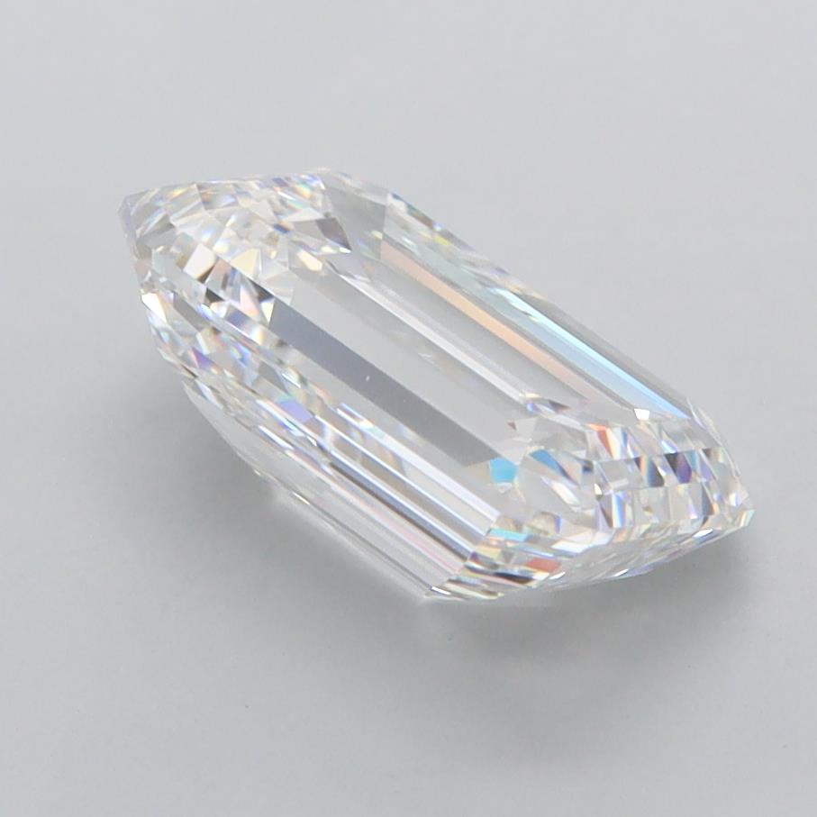 2.96 Carat Emerald Lab Diamond :: 360 spin frame 03