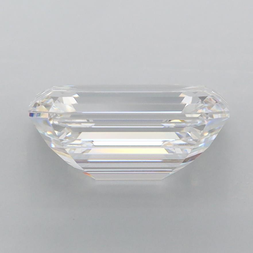 2.68 Carat Emerald Lab Diamond :: 360 spin frame 01