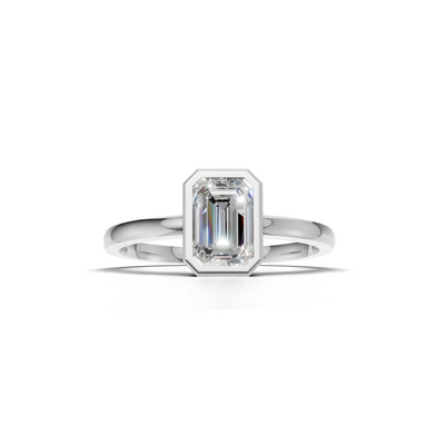 Ring Emerald Bezel