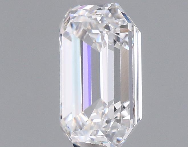 0.95 Carat Emerald Lab Diamond :: 360 spin frame 03