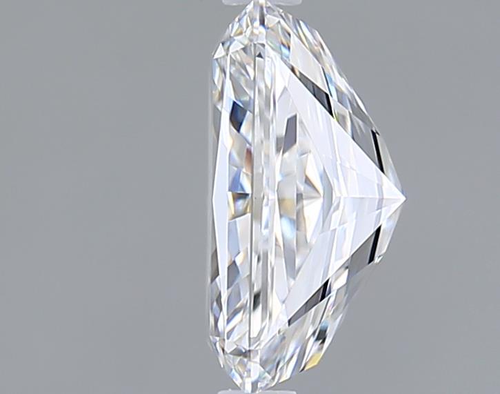 2.56 Carat Radiant Lab Diamond :: Greenstar spin frame 01