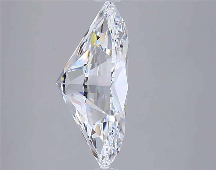 4.79 Carat Oval Lab Diamond :: Greenstar spin frame 01