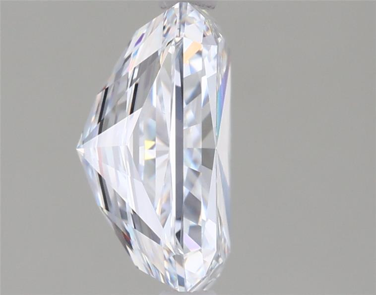 2.05 Carat Radiant Lab Diamond :: Greenstar spin frame 01