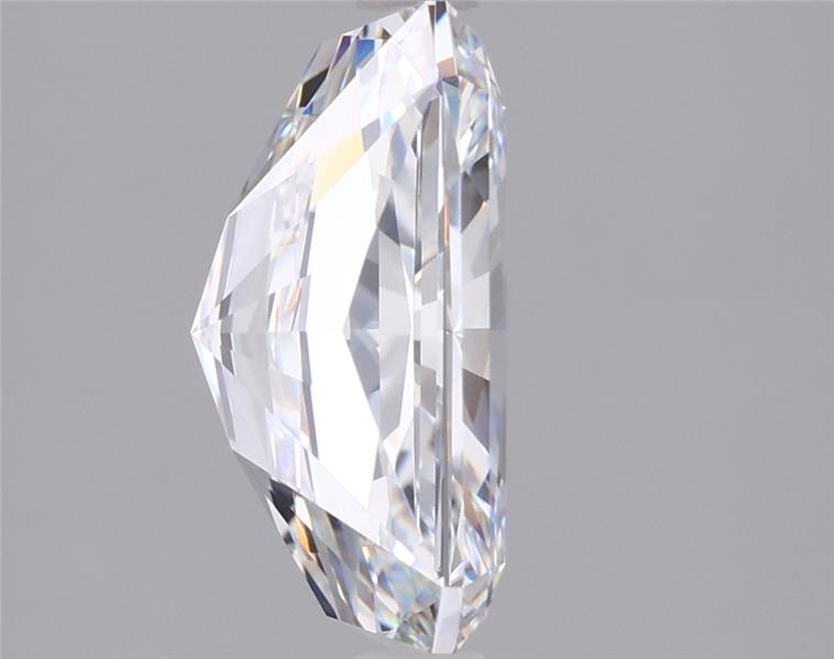 3.51 Carat Radiant Lab Diamond :: Greenstar spin frame 01