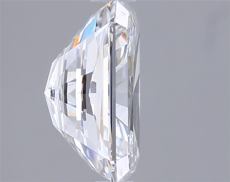 2.06 Carat Radiant Lab Diamond :: Greenstar spin frame 01