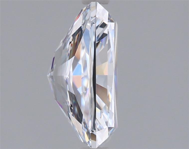 2.06 Carat Radiant Lab Diamond :: Greenstar spin frame 01