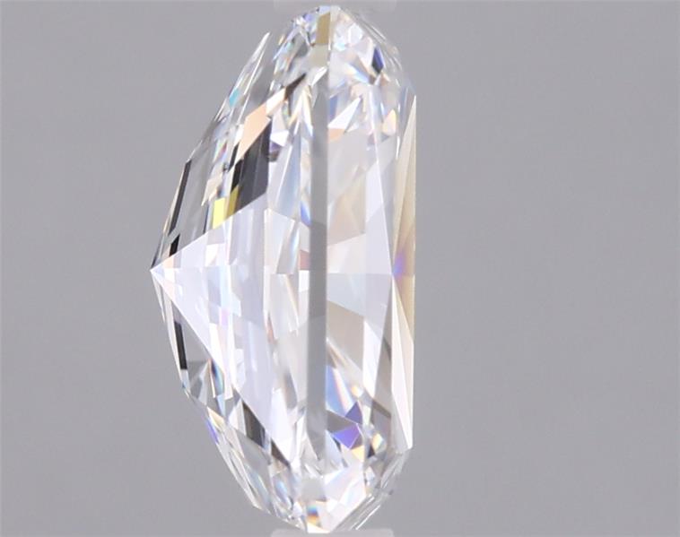 2.06 Carat Radiant Lab Diamond :: Greenstar spin frame 01