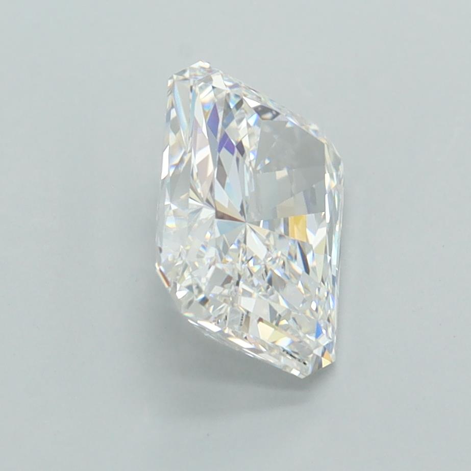 1.72 Carat Radiant Lab Diamond :: Greenstar spin frame 01