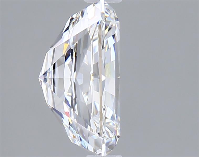 2.06 Carat Radiant Lab Diamond :: Greenstar spin frame 01