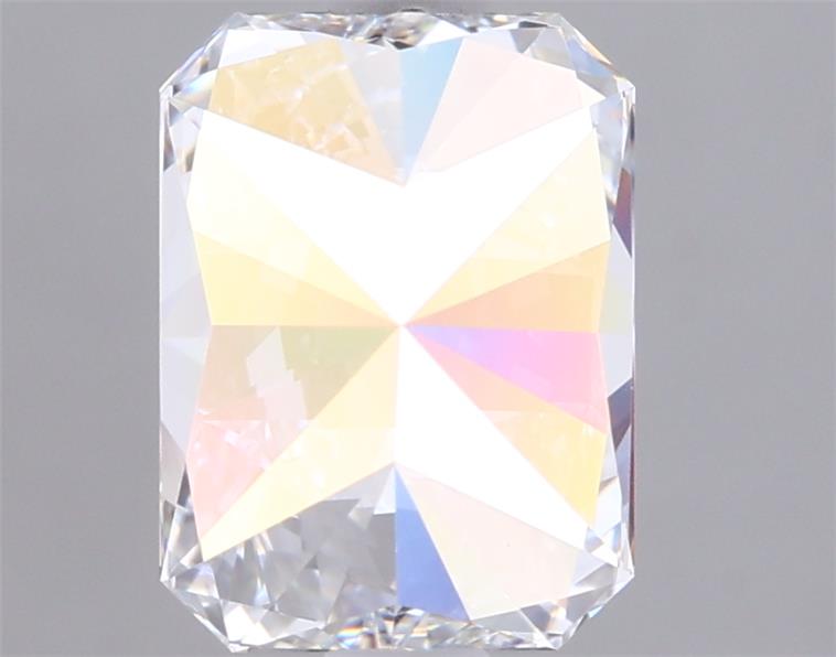 1.46 Carat Radiant Lab Diamond :: Greenstar spin frame 01