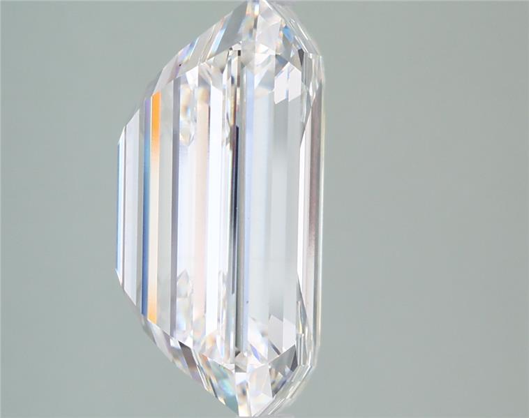8.13 Carat Emerald Lab Diamond :: Greenstar spin frame 01