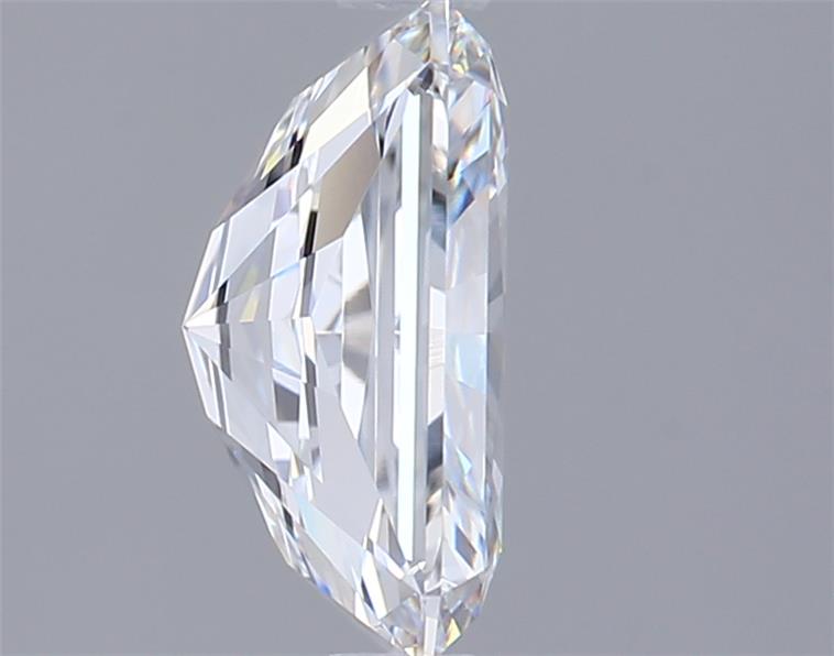 2.06 Carat Radiant Lab Diamond :: Greenstar spin frame 01