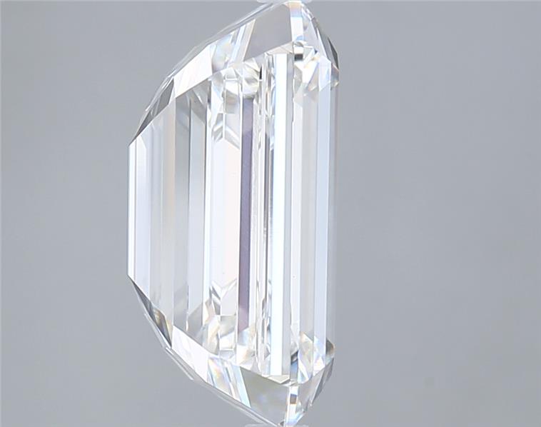8.00 Carat Emerald Lab Diamond :: Greenstar spin frame 01