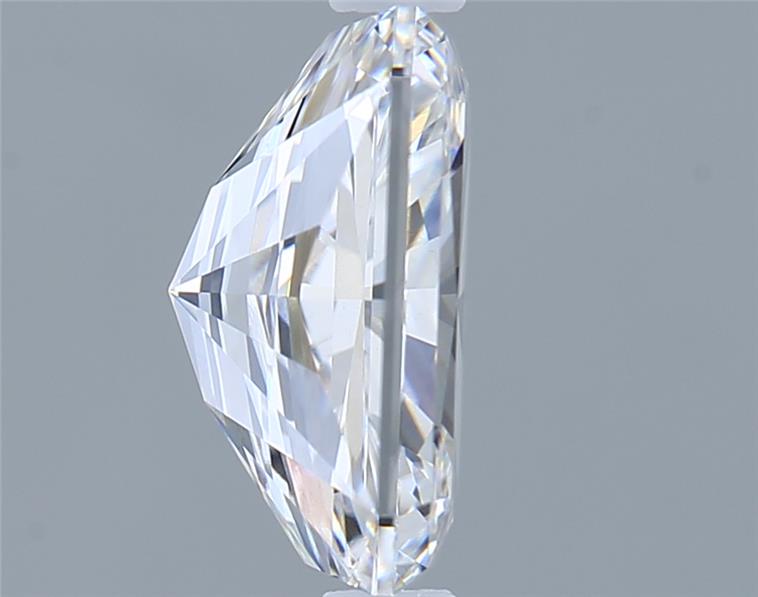 1.62 Carat Radiant Lab Diamond :: Greenstar spin frame 01