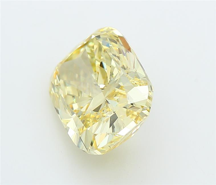 5.02 Carat Cushion Lab Diamond :: Greenstar spin frame 01