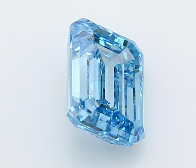 2.02 Carat Emerald Lab Diamond :: Greenstar spin frame 01