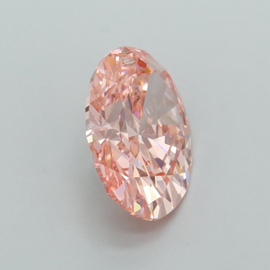 1.50 Carat Oval Lab Diamond :: Greenstar spin frame 01