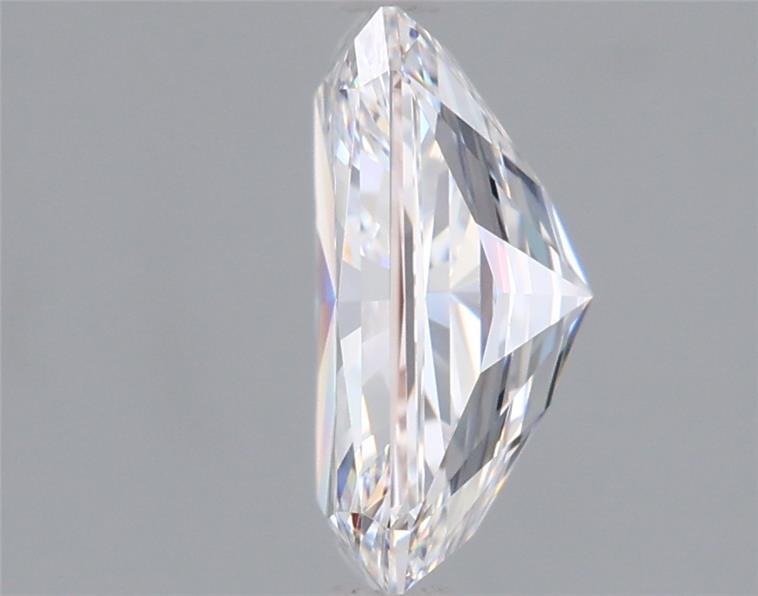 2.01 Carat Radiant Lab Diamond :: Greenstar spin frame 01