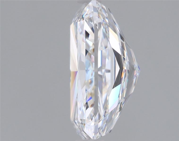 2.51 Carat Radiant Lab Diamond :: Greenstar spin frame 01